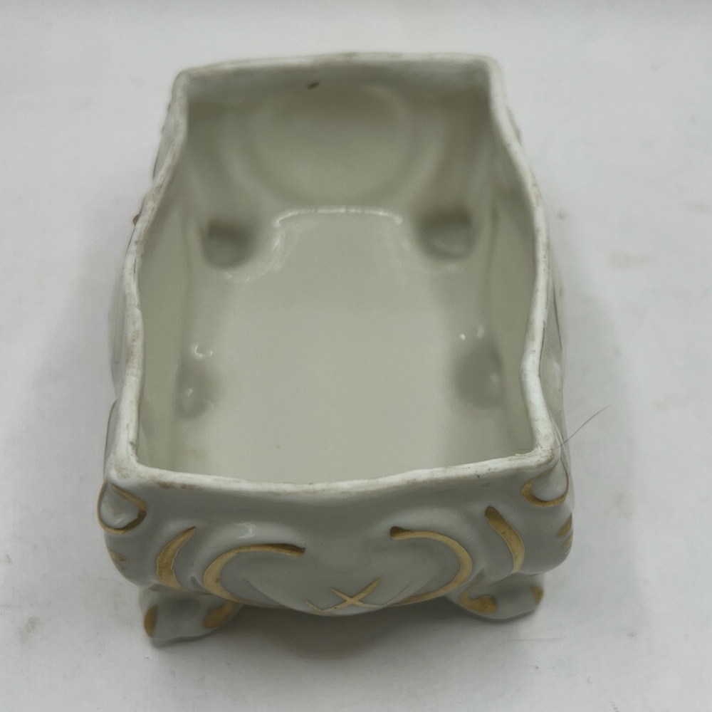 Dresden Porcelain Trinket Box - Picture 5 of 8